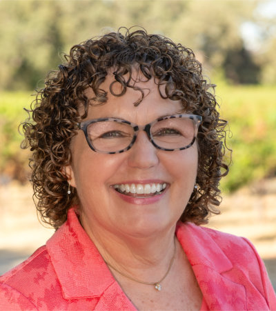 Denise Suihkonen headshot